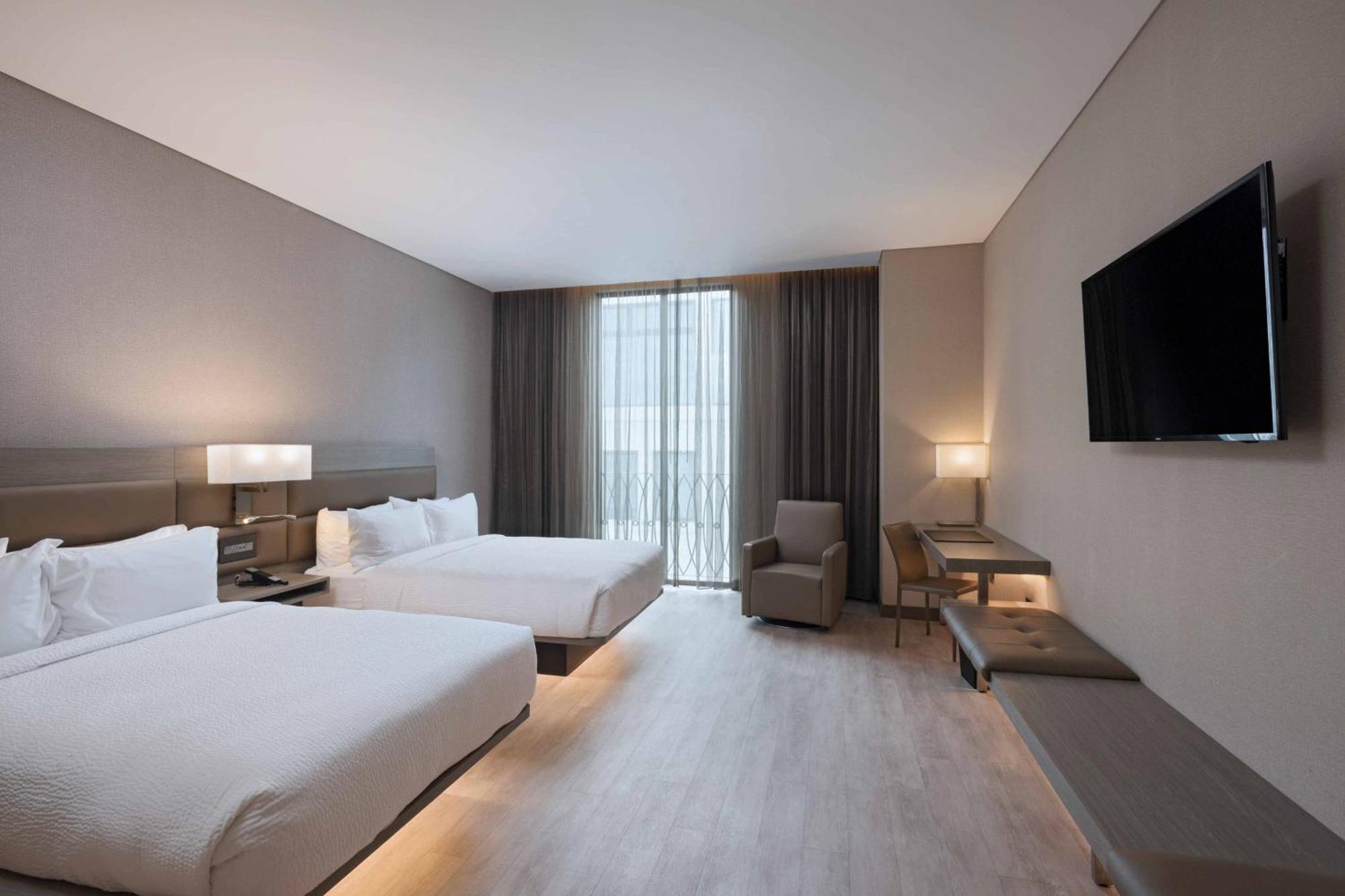 Ac Hotels By Marriott Гватемала Экстерьер фото